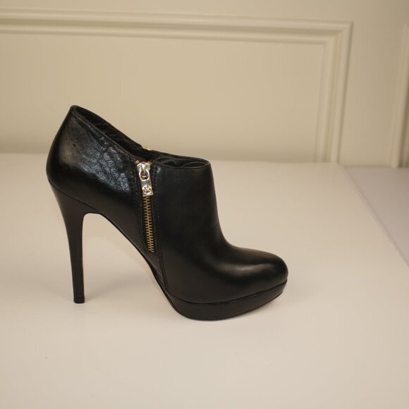 Michael Kors Black Booties 5 inch heel size 8.5M - Picture 5 of 6